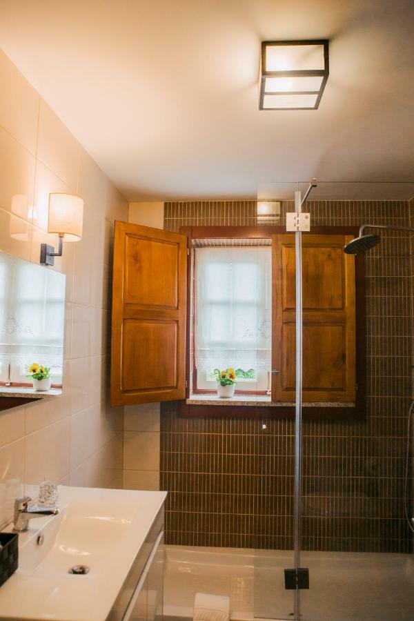 Pensjonat Casa Da Obrinha Bouro Zewnętrze zdjęcie